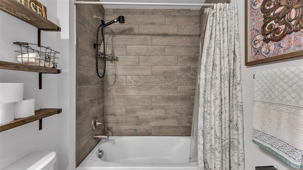 待售: $424,000 (3 贝兹, 2 浴室, 1970 平方英尺)