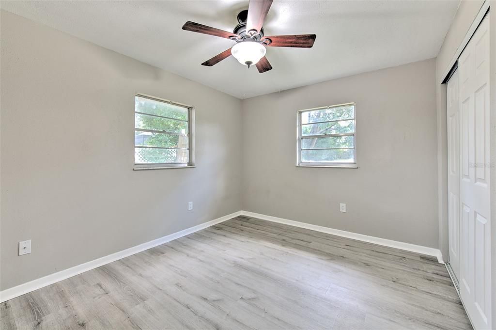 Active With Contract: $299,900 (3 beds, 2 baths, 1404 Square Feet)