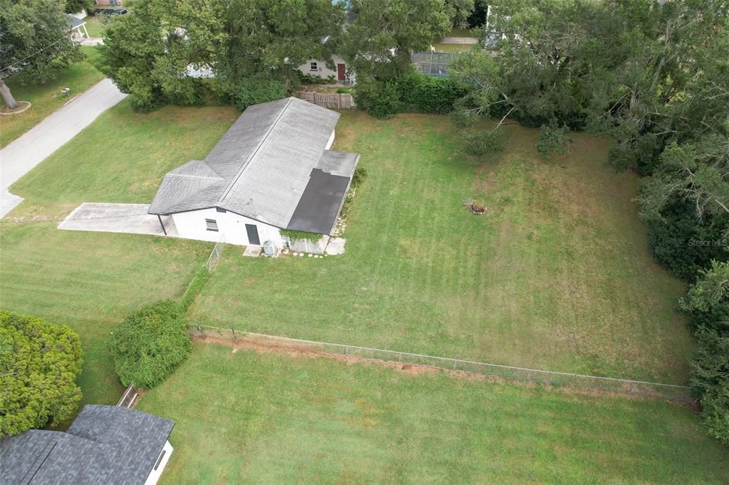 Active With Contract: $299,900 (3 beds, 2 baths, 1404 Square Feet)