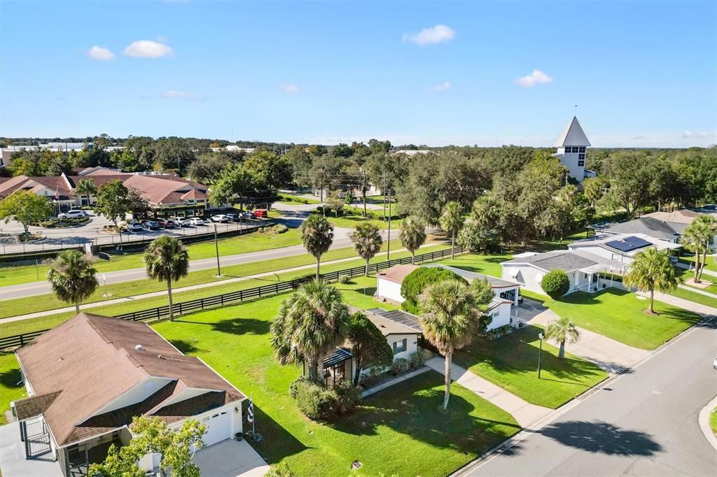 待售: $159,000 (2 贝兹, 1 浴室, 828 平方英尺)