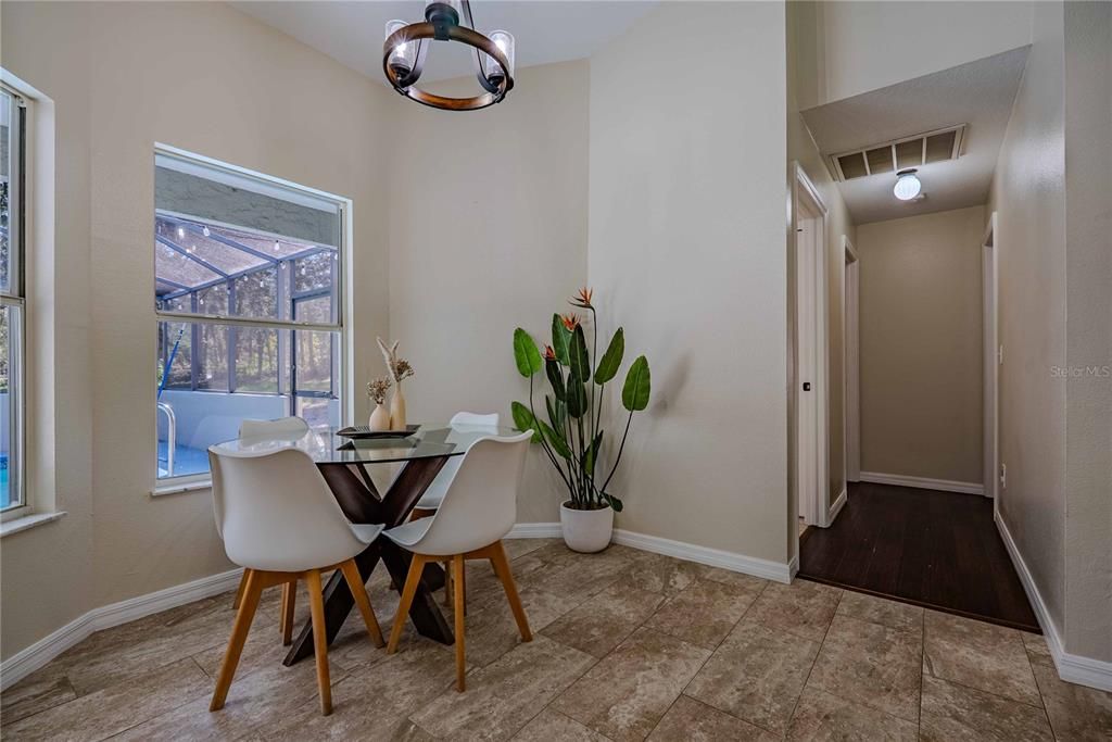 待售: $515,000 (3 贝兹, 2 浴室, 1705 平方英尺)