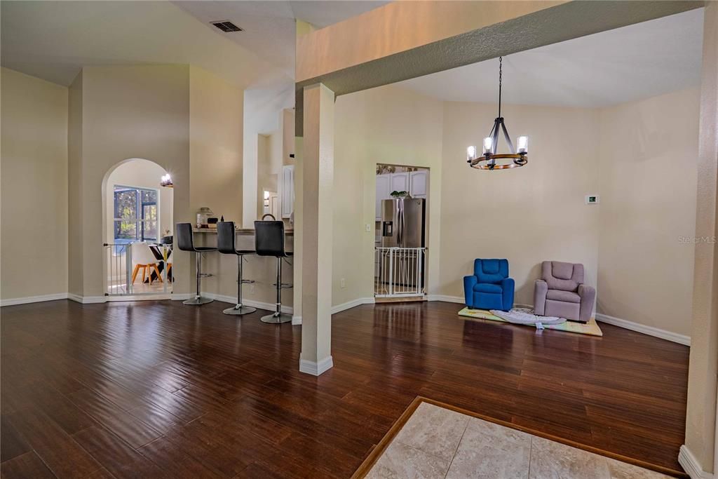 待售: $515,000 (3 贝兹, 2 浴室, 1705 平方英尺)