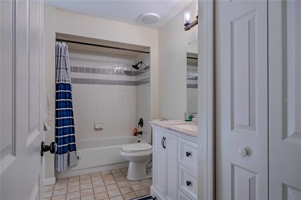 待售: $515,000 (3 贝兹, 2 浴室, 1705 平方英尺)