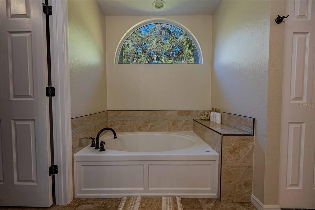 待售: $515,000 (3 贝兹, 2 浴室, 1705 平方英尺)