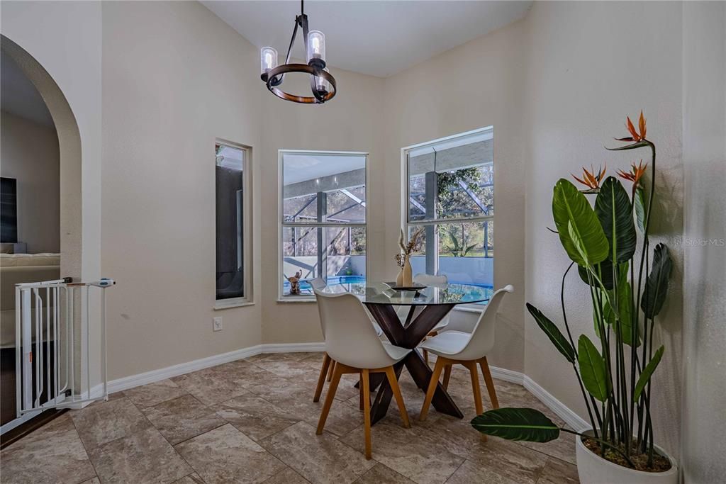 待售: $515,000 (3 贝兹, 2 浴室, 1705 平方英尺)