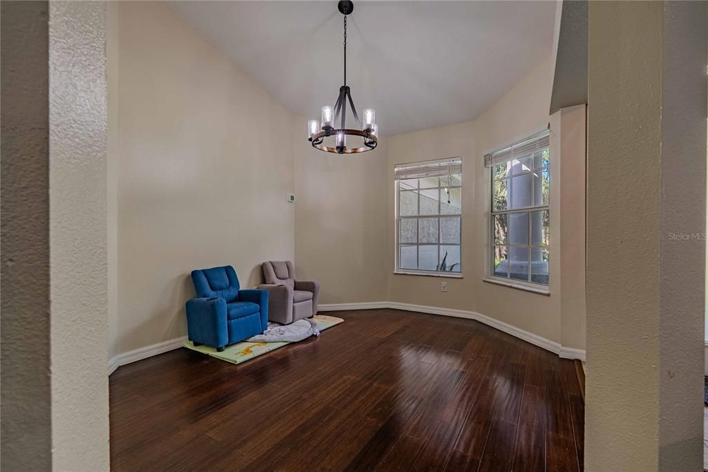 待售: $515,000 (3 贝兹, 2 浴室, 1705 平方英尺)