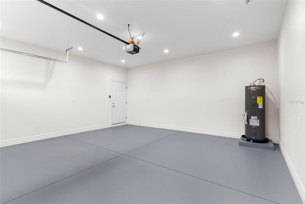 待售: $385,000 (3 贝兹, 2 浴室, 1923 平方英尺)