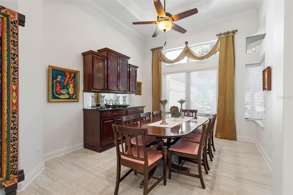 待售: $819,000 (3 贝兹, 2 浴室, 2643 平方英尺)