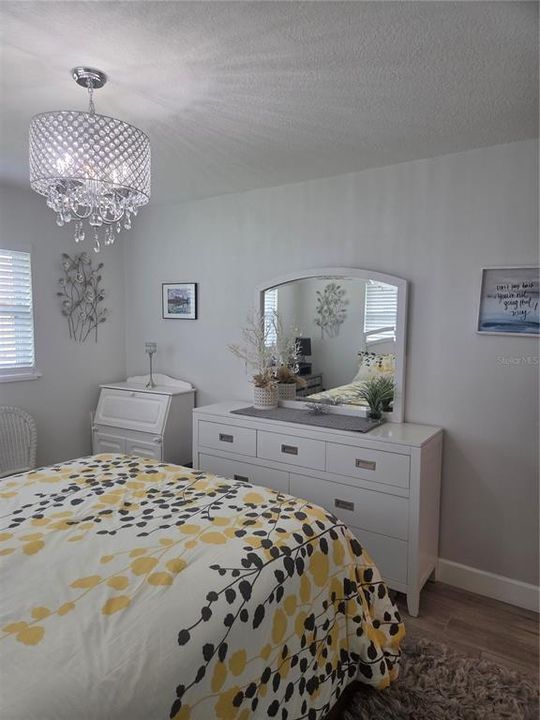 For Sale: $209,900 (2 beds, 2 baths, 1109 Square Feet)