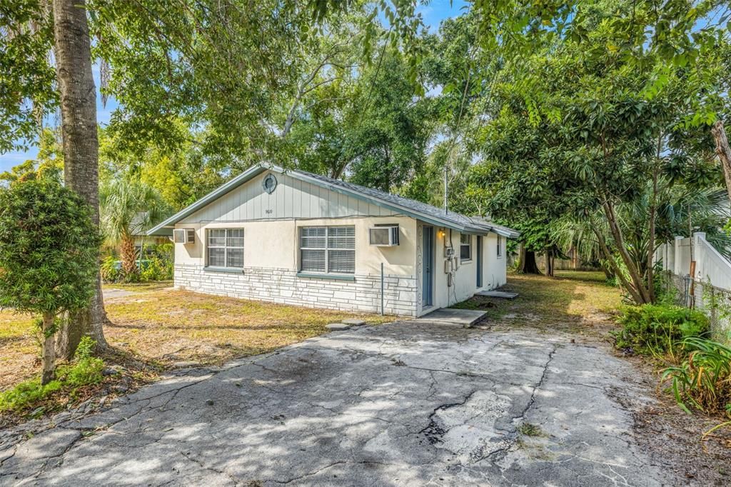 Active With Contract: $250,000 (2 beds, 0 baths, 1080 Square Feet)