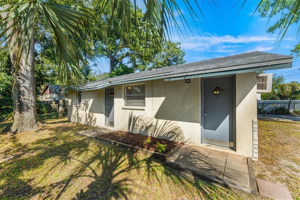 Active With Contract: $250,000 (2 beds, 0 baths, 1080 Square Feet)