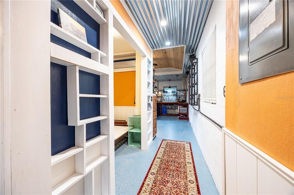 На продажу: $199,000 (2 спален, 1 ванн, 884 Квадратных фут)