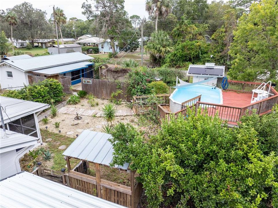 На продажу: $199,000 (2 спален, 1 ванн, 884 Квадратных фут)