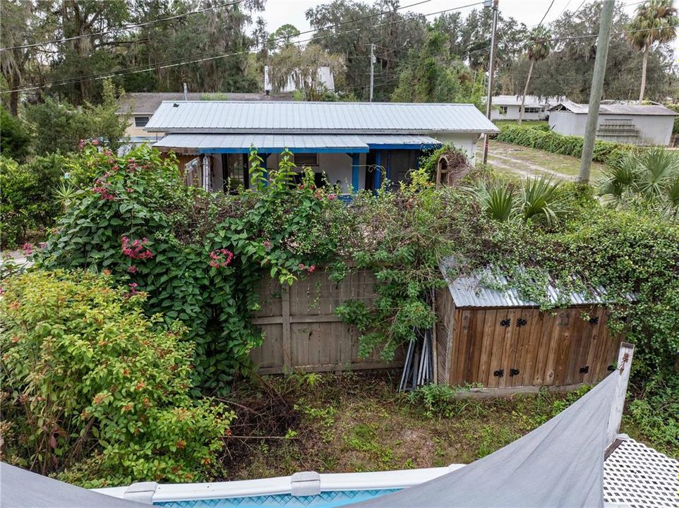 На продажу: $199,000 (2 спален, 1 ванн, 884 Квадратных фут)