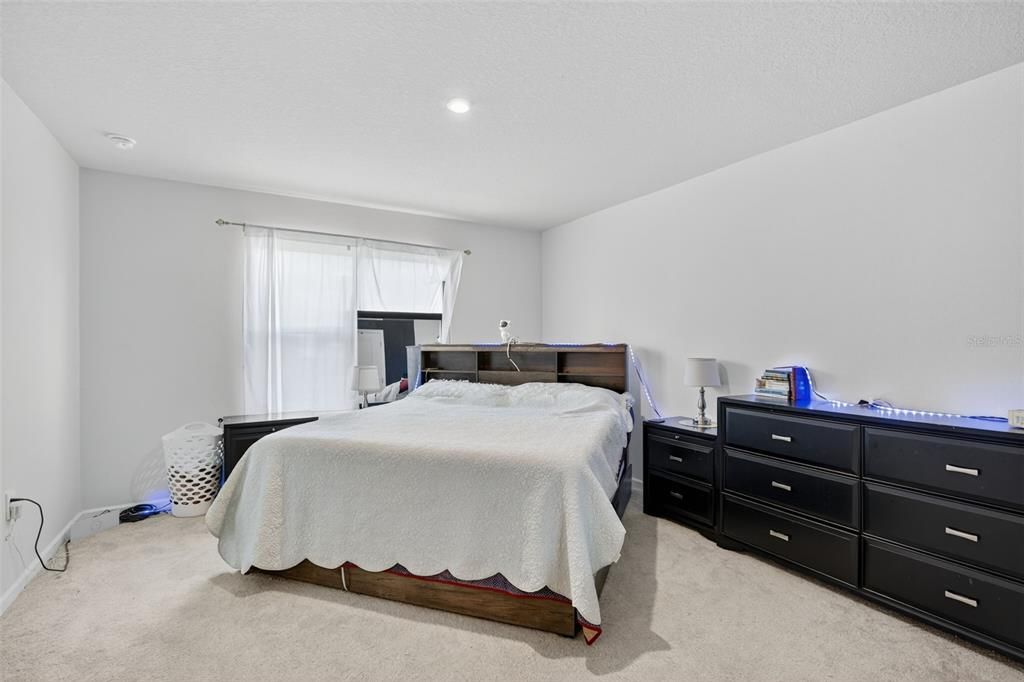 待售: $269,999 (3 贝兹, 2 浴室, 1503 平方英尺)