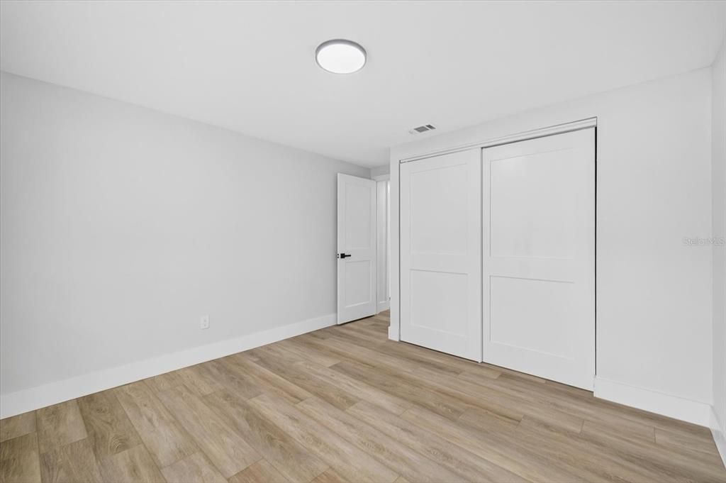 合同活跃: $439,900 (3 贝兹, 2 浴室, 1612 平方英尺)