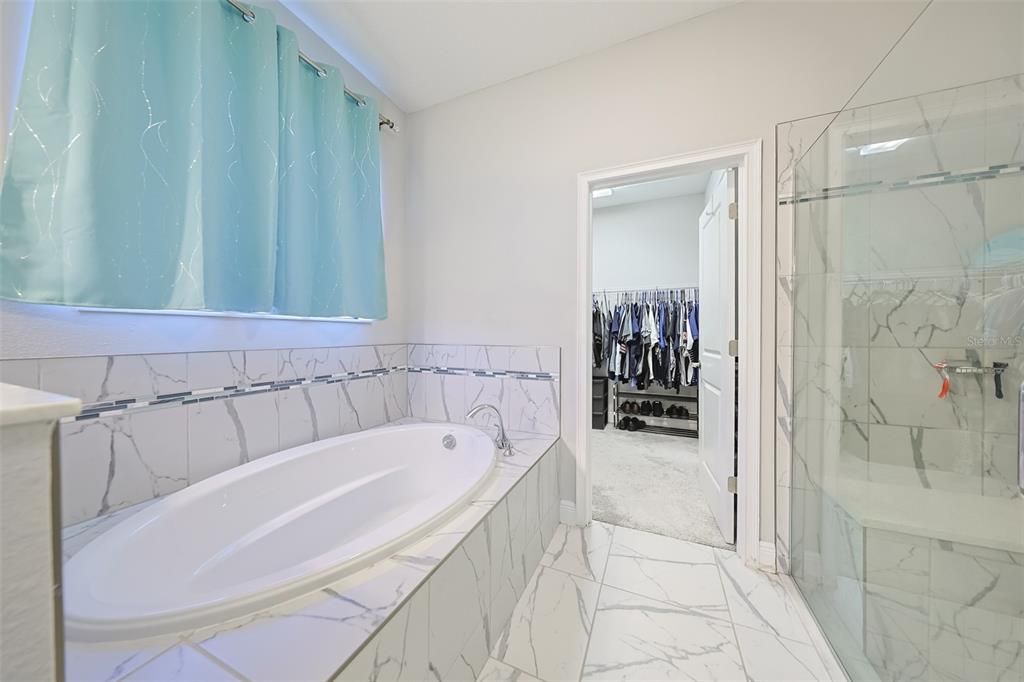 На продажу: $570,000 (4 спален, 4 ванн, 2949 Квадратных фут)