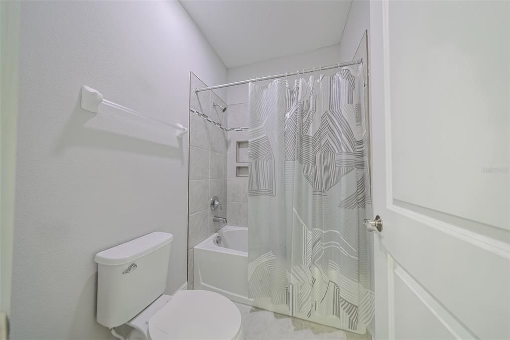 На продажу: $570,000 (4 спален, 4 ванн, 2949 Квадратных фут)