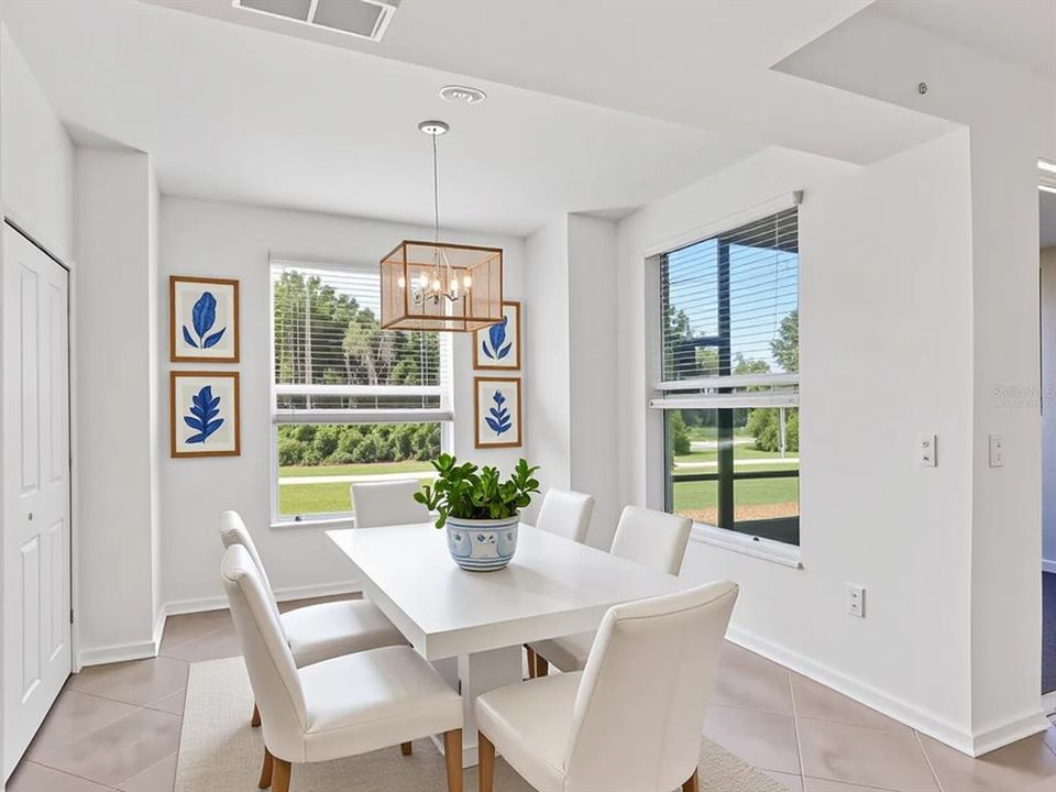 待售: $359,000 (2 贝兹, 2 浴室, 1353 平方英尺)