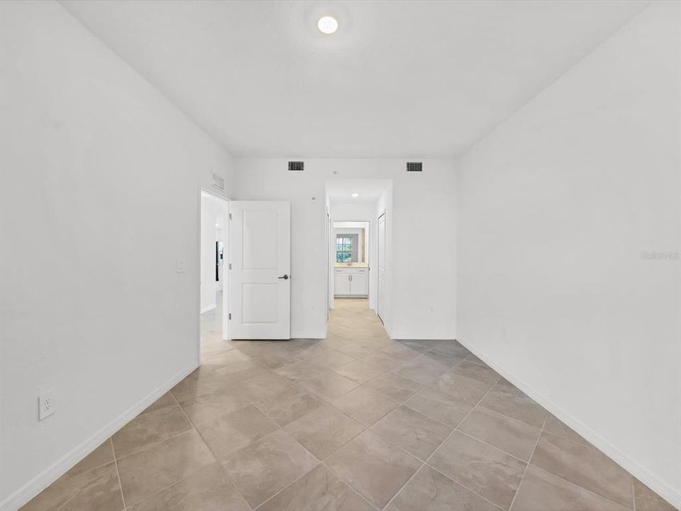 待售: $359,000 (2 贝兹, 2 浴室, 1353 平方英尺)