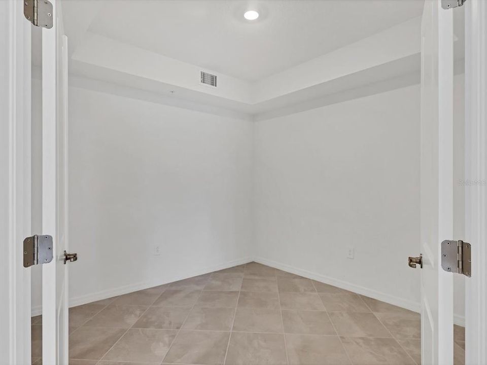 待售: $359,000 (2 贝兹, 2 浴室, 1353 平方英尺)