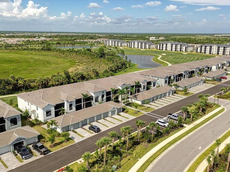 待售: $359,000 (2 贝兹, 2 浴室, 1353 平方英尺)