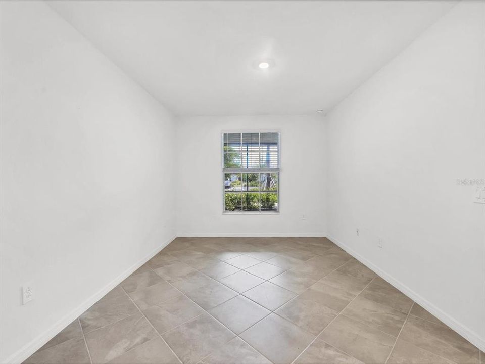 待售: $359,000 (2 贝兹, 2 浴室, 1353 平方英尺)