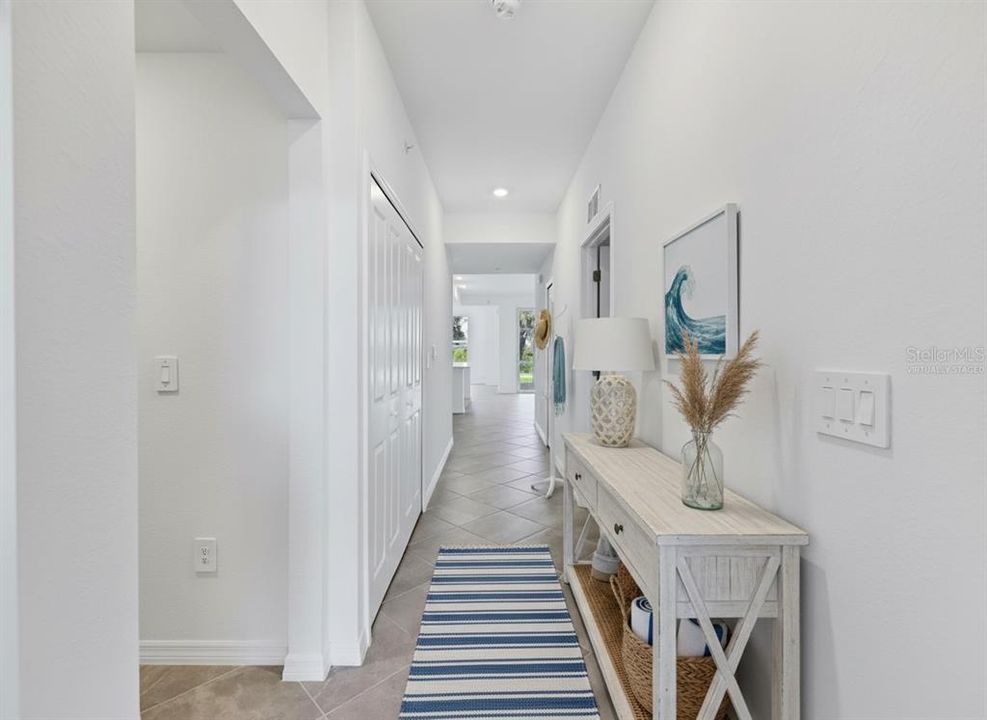 待售: $359,000 (2 贝兹, 2 浴室, 1353 平方英尺)