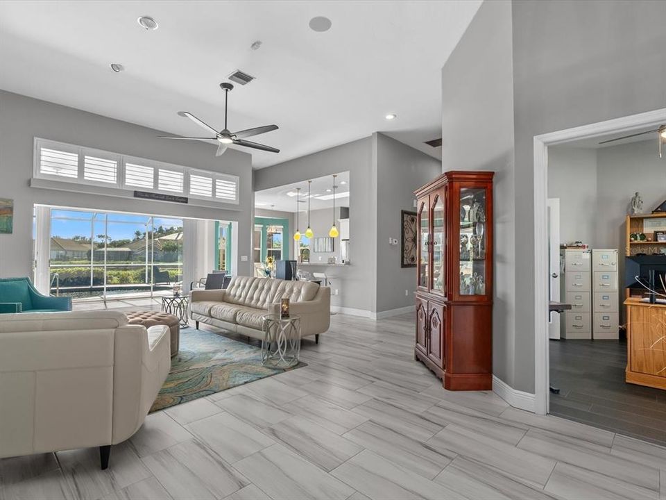 待售: $1,150,000 (3 贝兹, 2 浴室, 2844 平方英尺)