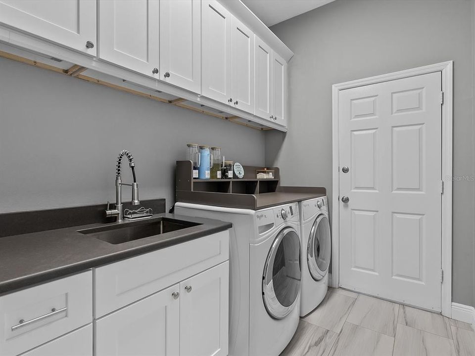 待售: $1,150,000 (3 贝兹, 2 浴室, 2844 平方英尺)