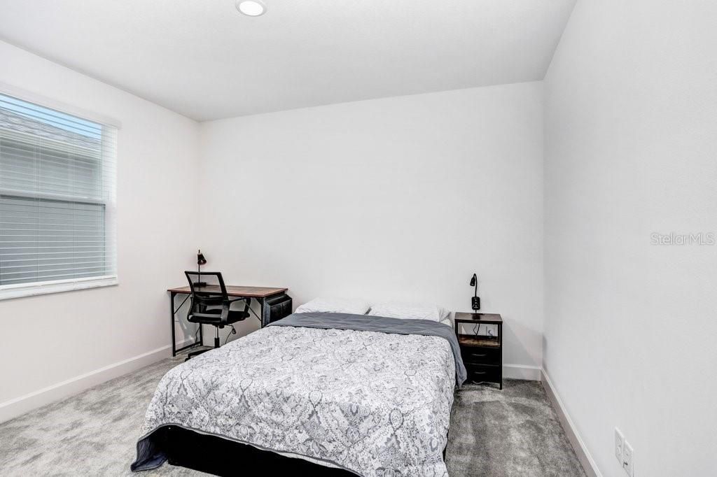 待售: $699,900 (5 贝兹, 4 浴室, 3251 平方英尺)