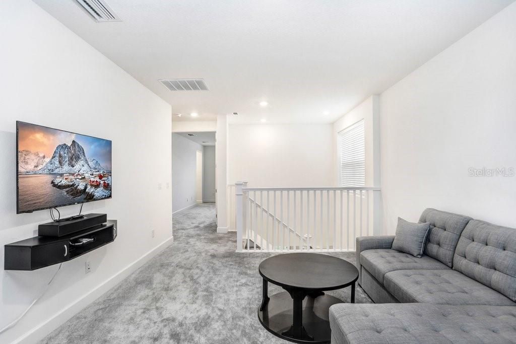 待售: $699,900 (5 贝兹, 4 浴室, 3251 平方英尺)