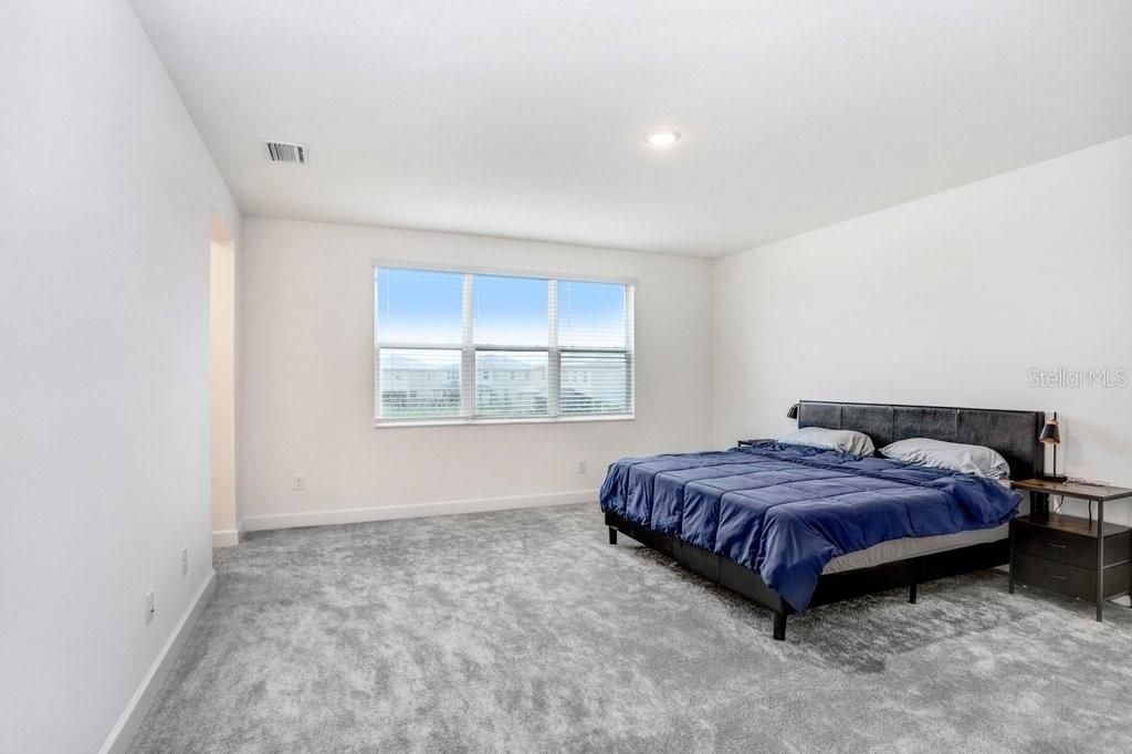 待售: $699,900 (5 贝兹, 4 浴室, 3251 平方英尺)