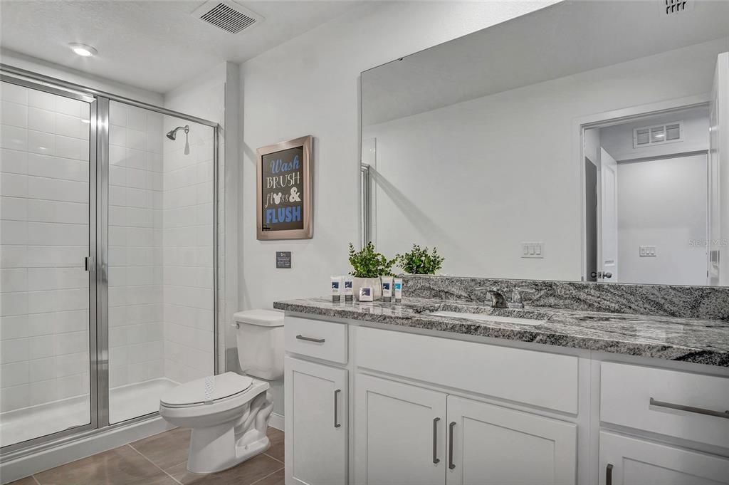 待售: $645,000 (5 贝兹, 4 浴室, 2299 平方英尺)