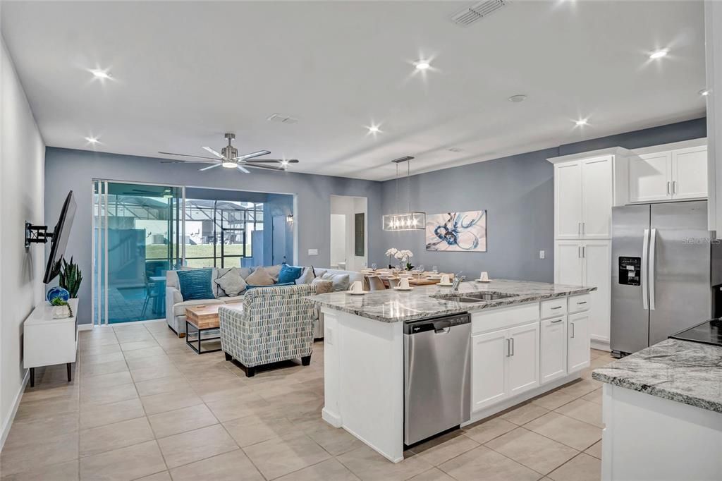 待售: $645,000 (5 贝兹, 4 浴室, 2299 平方英尺)