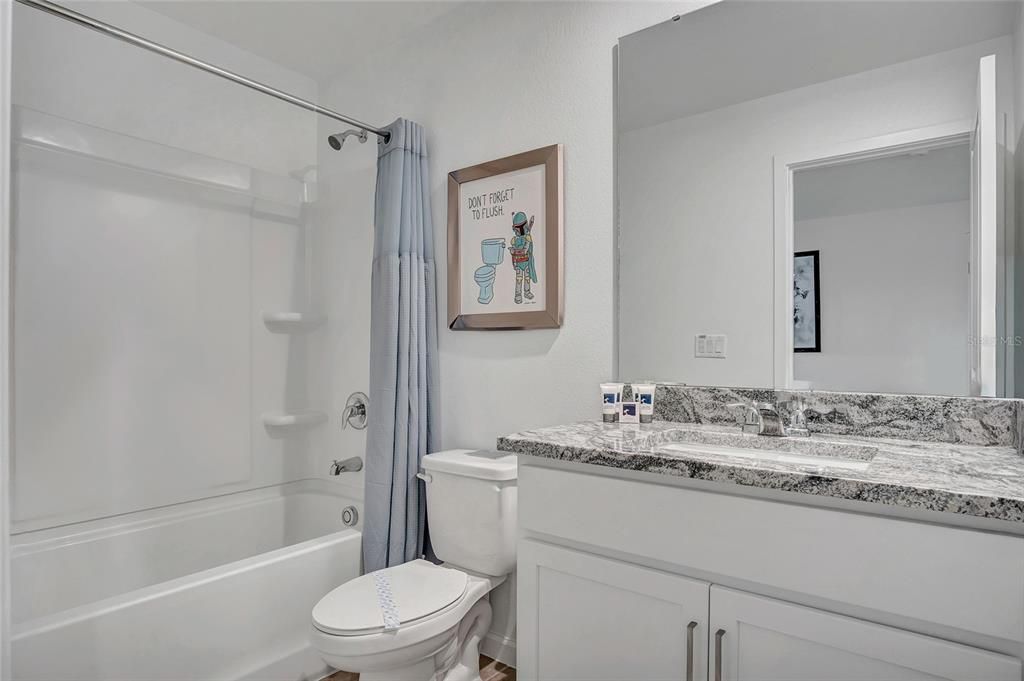 待售: $645,000 (5 贝兹, 4 浴室, 2299 平方英尺)