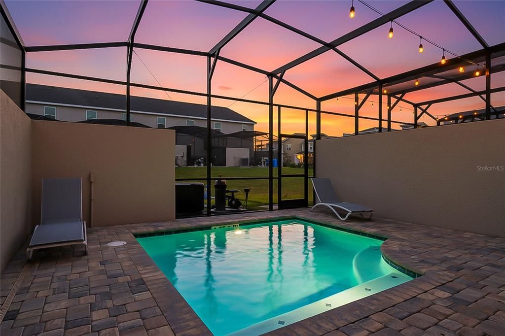 待售: $645,000 (5 贝兹, 4 浴室, 2299 平方英尺)