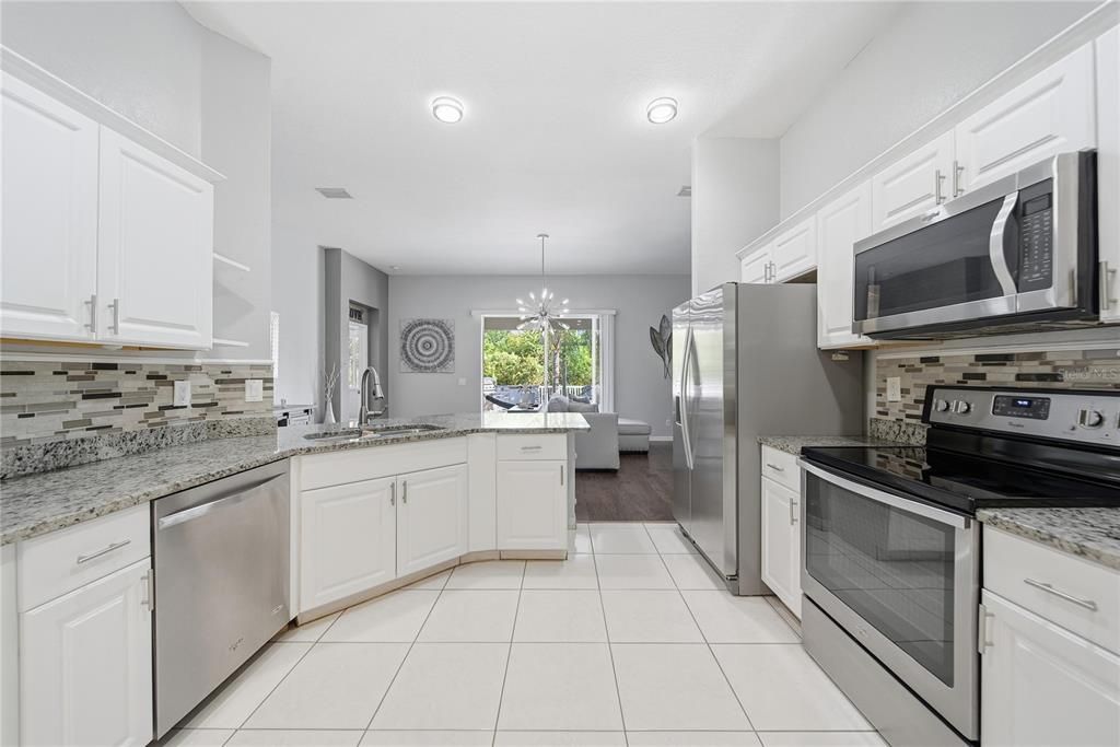 For Sale: $369,900 (3 beds, 2 baths, 1602 Square Feet)