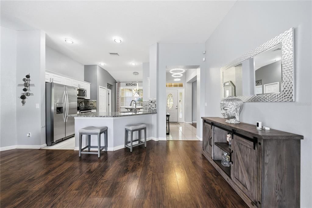 For Sale: $369,900 (3 beds, 2 baths, 1602 Square Feet)