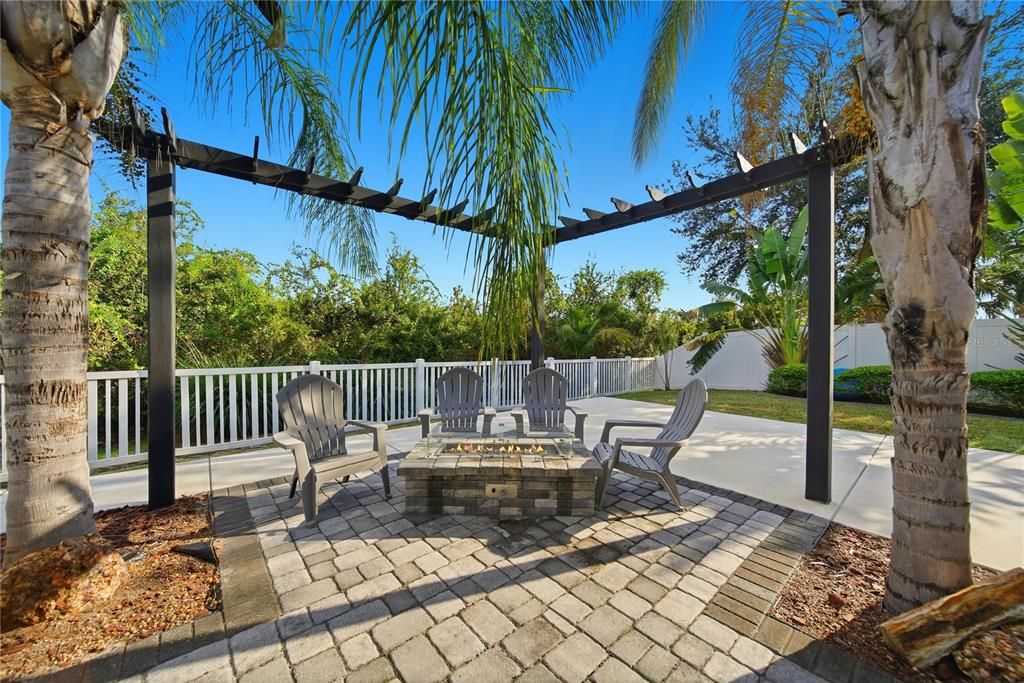 For Sale: $369,900 (3 beds, 2 baths, 1602 Square Feet)