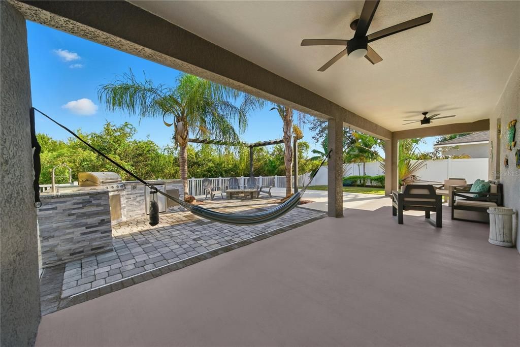 For Sale: $369,900 (3 beds, 2 baths, 1602 Square Feet)