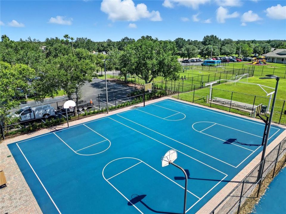 For Sale: $369,900 (3 beds, 2 baths, 1602 Square Feet)