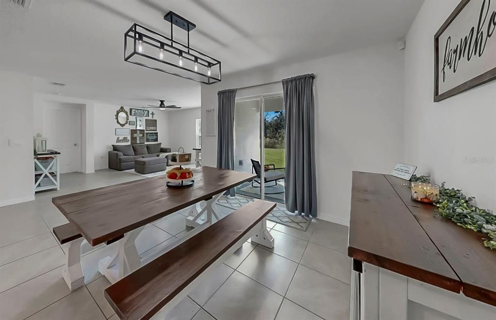 For Sale: $375,000 (4 beds, 2 baths, 1846 Square Feet)