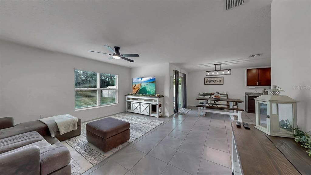 For Sale: $375,000 (4 beds, 2 baths, 1846 Square Feet)