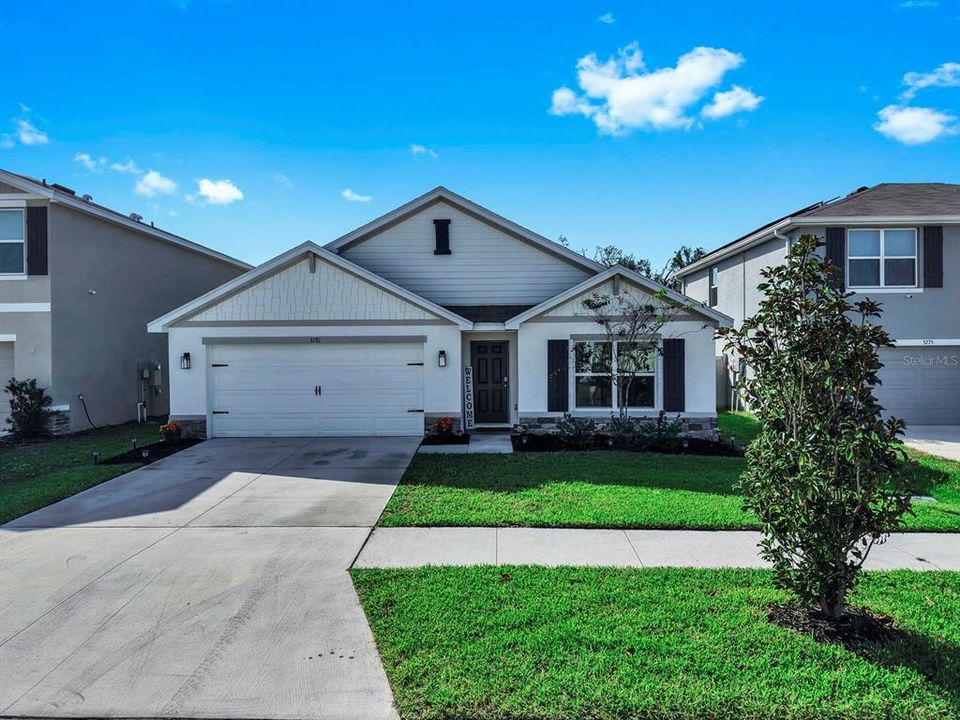 For Sale: $375,000 (4 beds, 2 baths, 1846 Square Feet)