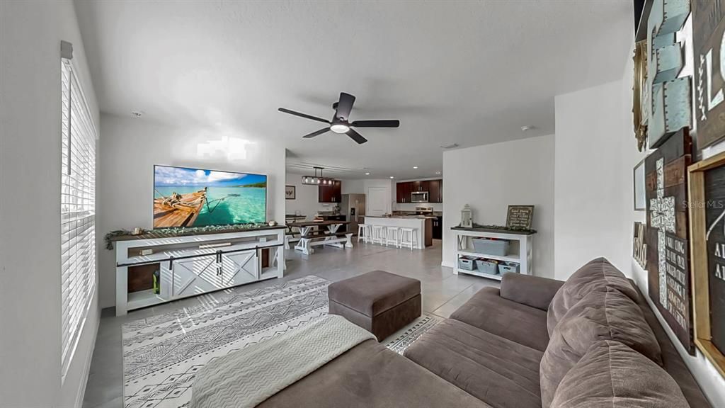 For Sale: $375,000 (4 beds, 2 baths, 1846 Square Feet)