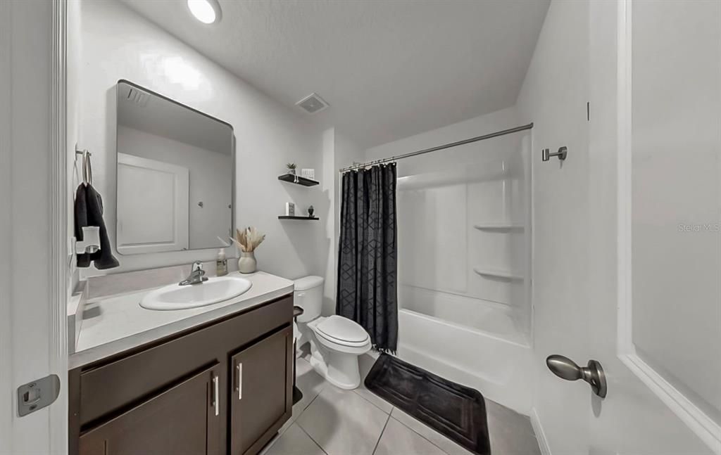 For Sale: $375,000 (4 beds, 2 baths, 1846 Square Feet)