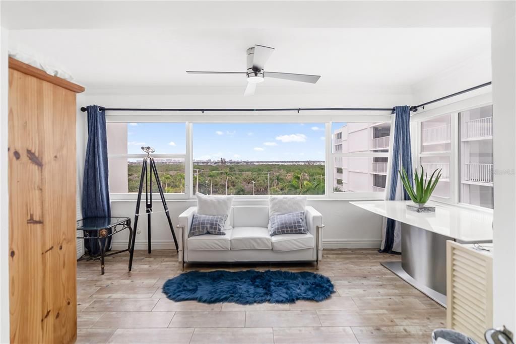 В аренду: $9,500 (2 спален, 2 ванн, 1403 Квадратных фут)