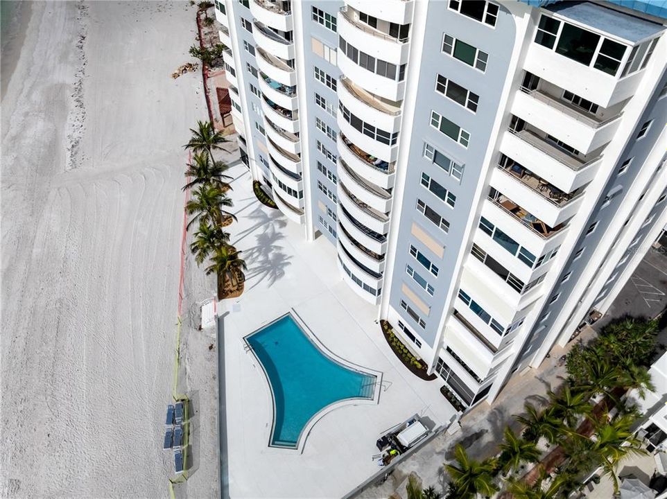 В аренду: $9,500 (2 спален, 2 ванн, 1403 Квадратных фут)