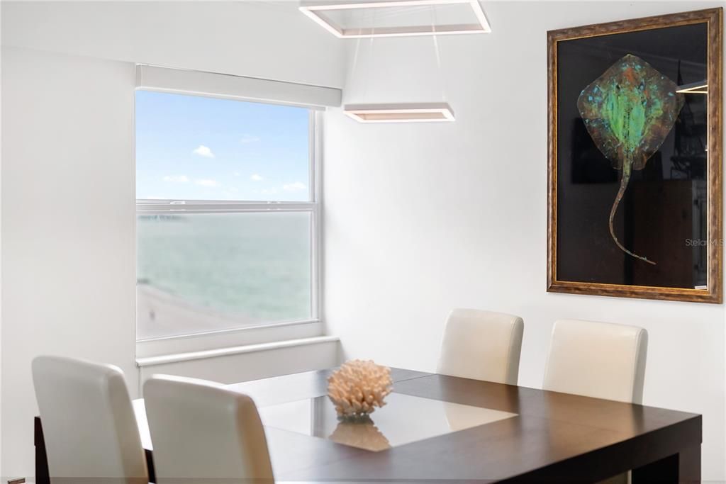 В аренду: $9,500 (2 спален, 2 ванн, 1403 Квадратных фут)